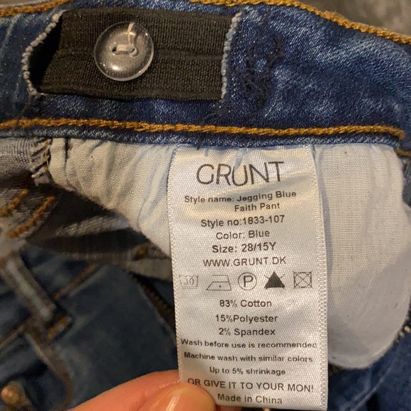 GRUNT Distressed Skinny Jeans NWOT - Picture 9 of 10